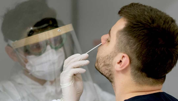 Acre registrou 2.246 novos casos de covid-19 e três mortes nesta segunda